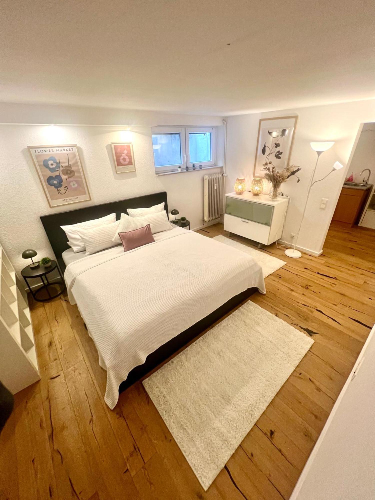 Gemuetliche Souterrain Wohnung Neben Der Universitaetsklinik In Homburg ฮอมบวร์ก ภายนอก รูปภาพ