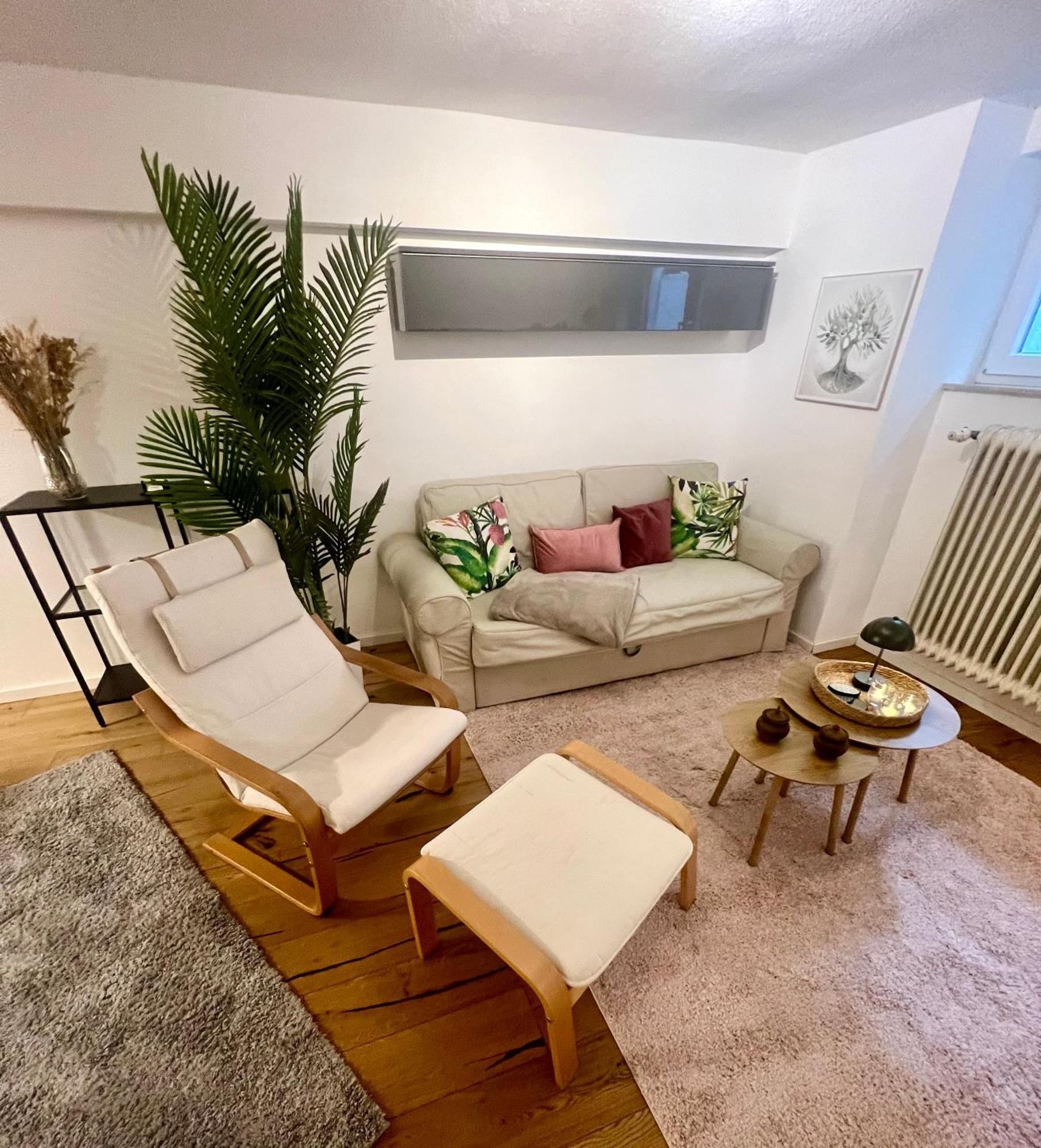 Gemuetliche Souterrain Wohnung Neben Der Universitaetsklinik In Homburg ฮอมบวร์ก ภายนอก รูปภาพ